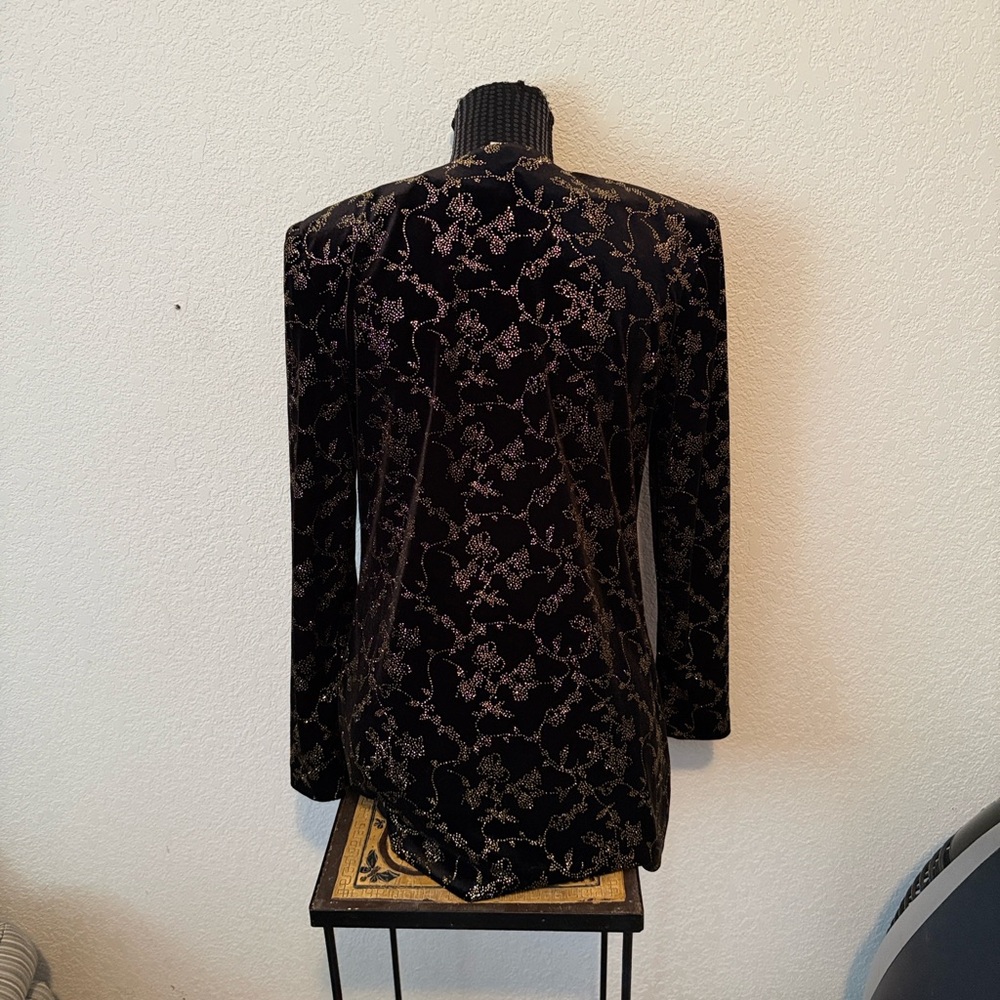 J.B.S. Black and Gold Floral Women's Blazer - Picture 5 of 5
